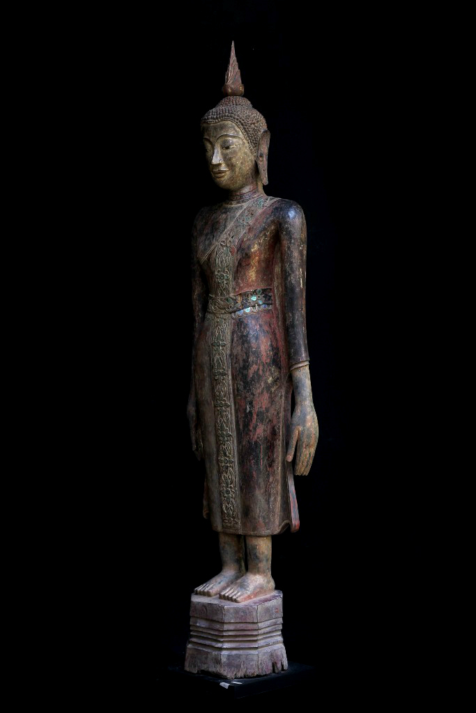 Extremely Rare 17C - 18C Walking Wood Laos Buddha #A20